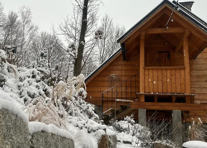 Hakerowka شقة شكلارسكا بوريبا